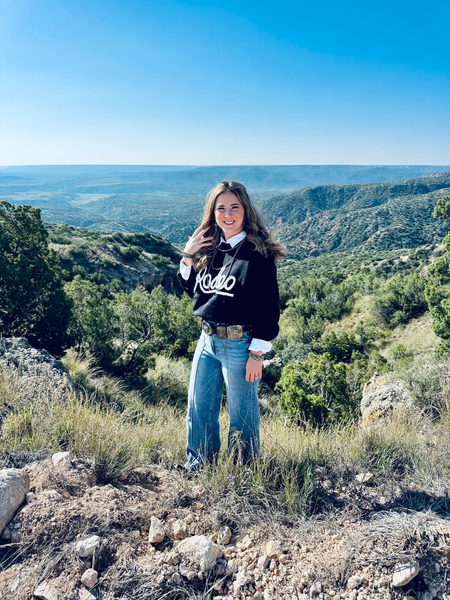 Rodeo Sweater in Black