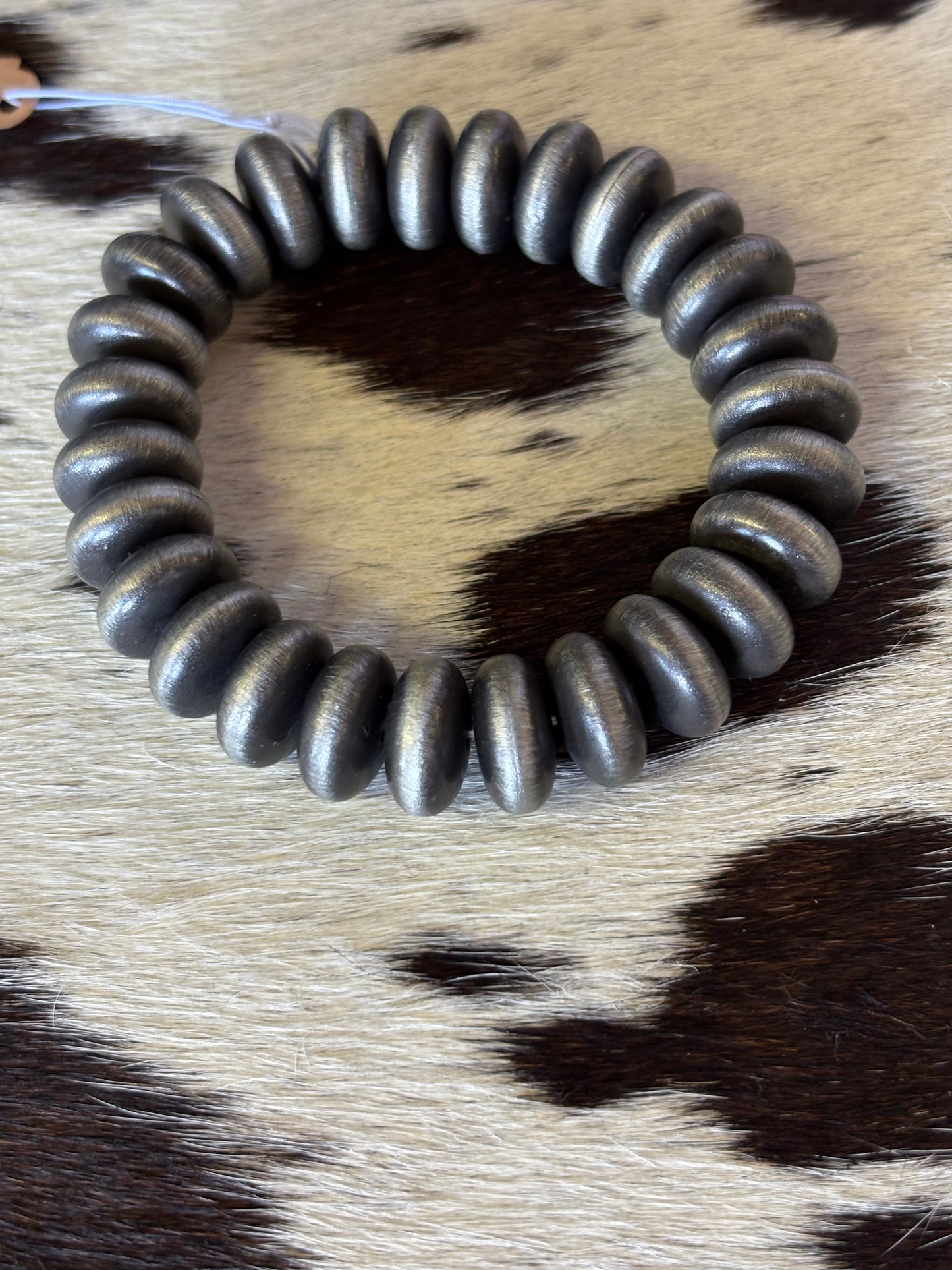 Saucer Pearl Stretch Bracelet