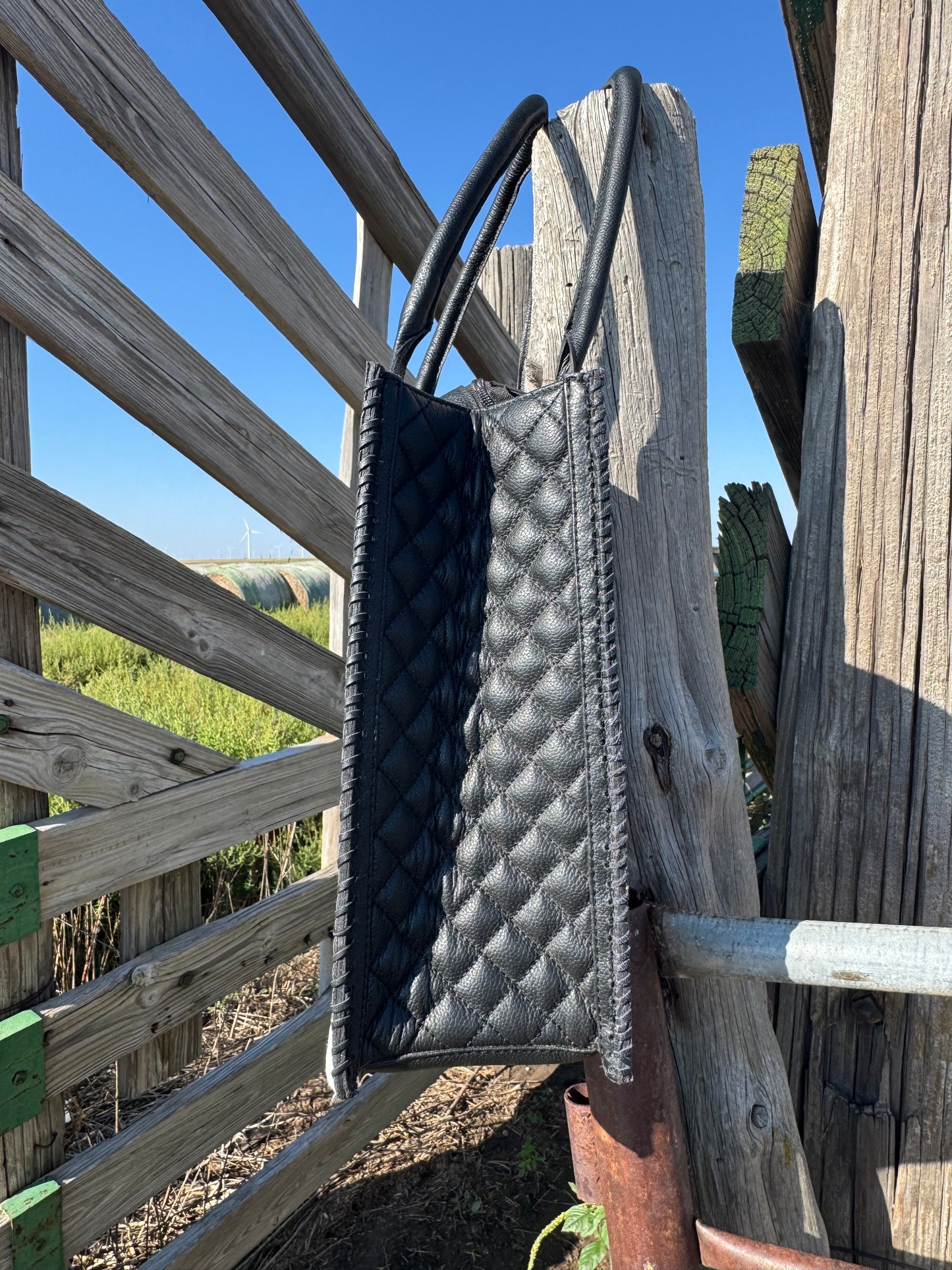 Santiago Purse