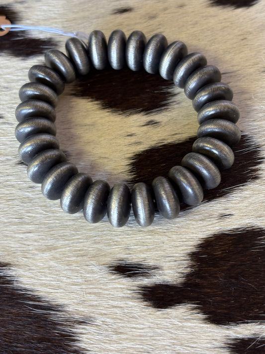 Saucer Pearl Stretch Bracelet