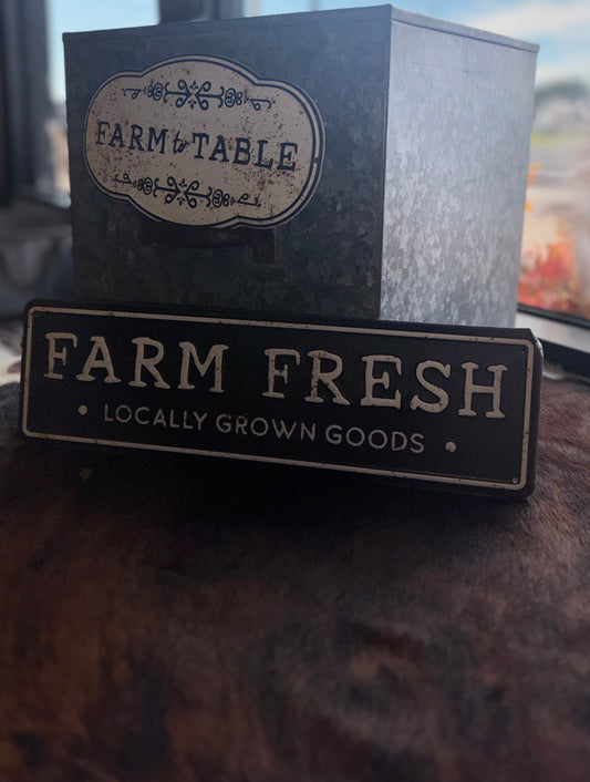 Farm Fresh sign